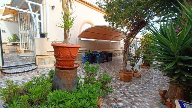 2 makuuhuone Huvila myytävänä paikassa Ciudad Quesada, Rojales mukana uima-altaan - 165 000 € (Ref: 9484067)