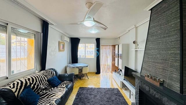 Casa de 3 habitaciones en La Florida, Orihuela en venta con piscina - 189.000 € (Ref: 9484965)