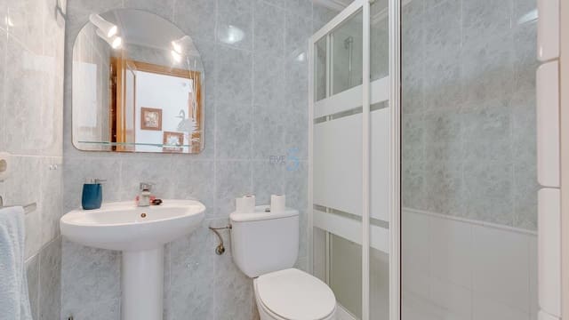 2 soverom Leilighet til salgs i Villamartin, Orihuela med svømmebasseng - € 134 900 (Ref: 9487949)