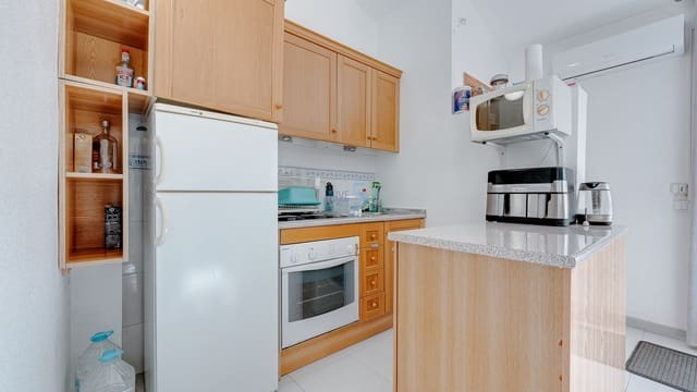 2 soverom Leilighet til salgs i Villamartin, Orihuela med svømmebasseng - € 134 900 (Ref: 9487949)