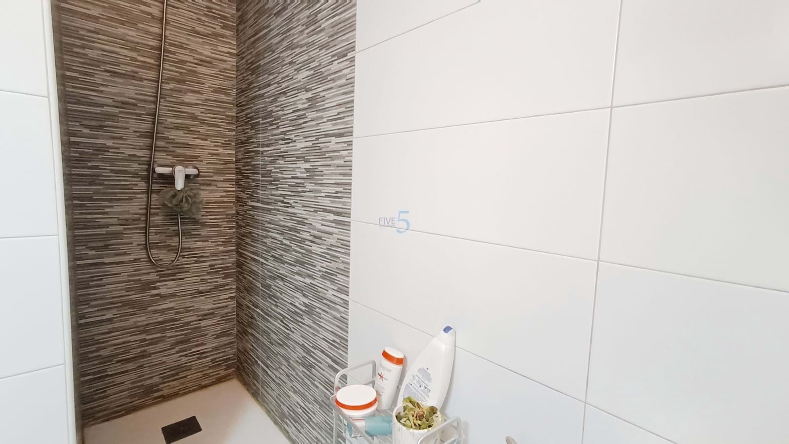 2 slaapkamer Bungalow te koop in Ciudad Quesada met garage - € 145.000 (Ref: 9488505)