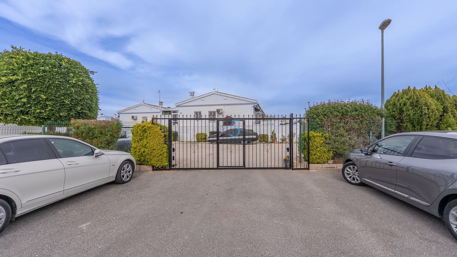 2 quarto Bungalow para venda em Ciudad Quesada com garagem - 145 000 € (Ref: 9488505)