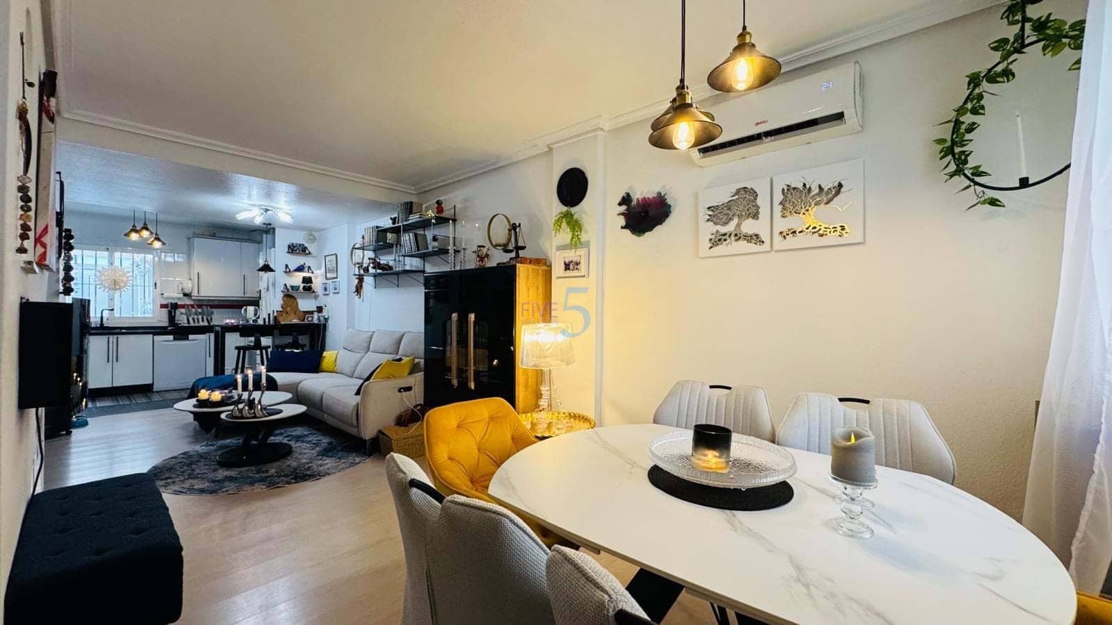 3 chambre Maison de Ville à vendre à Playa Flamenca avec piscine - 209 000 € (Ref: 9489692)