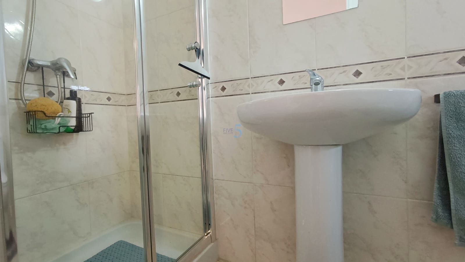 3 bedroom Townhouse for sale in Ciudad Quesada with pool - € 225,000 (Ref: 9490096)