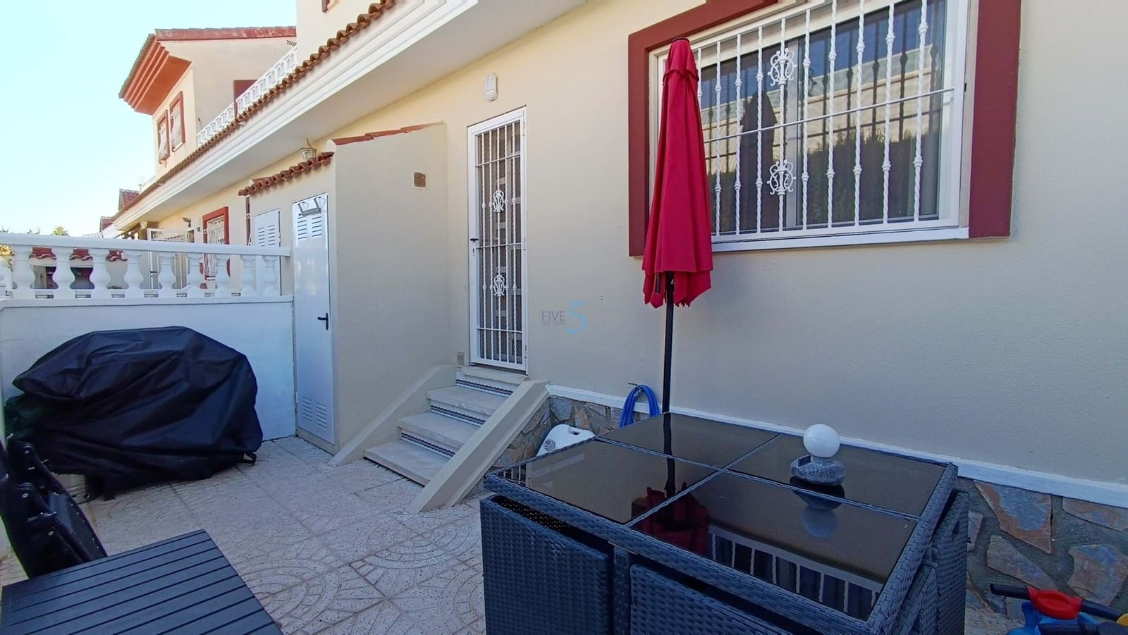 3 bedroom Townhouse for sale in Ciudad Quesada with pool - € 225,000 (Ref: 9490096)