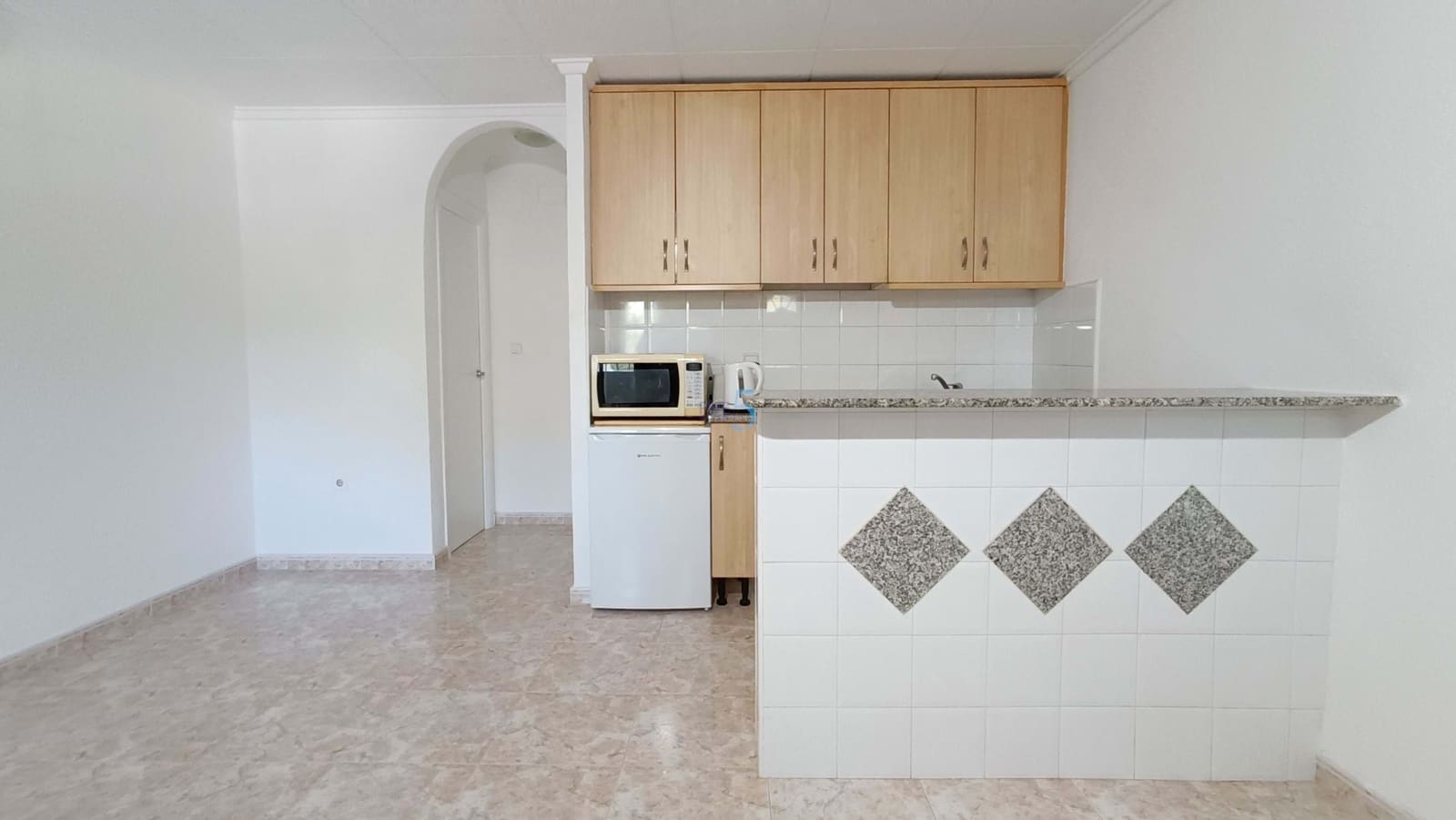 1 bedroom Bungalow for sale in Torrevieja - € 79,999 (Ref: 9490097)
