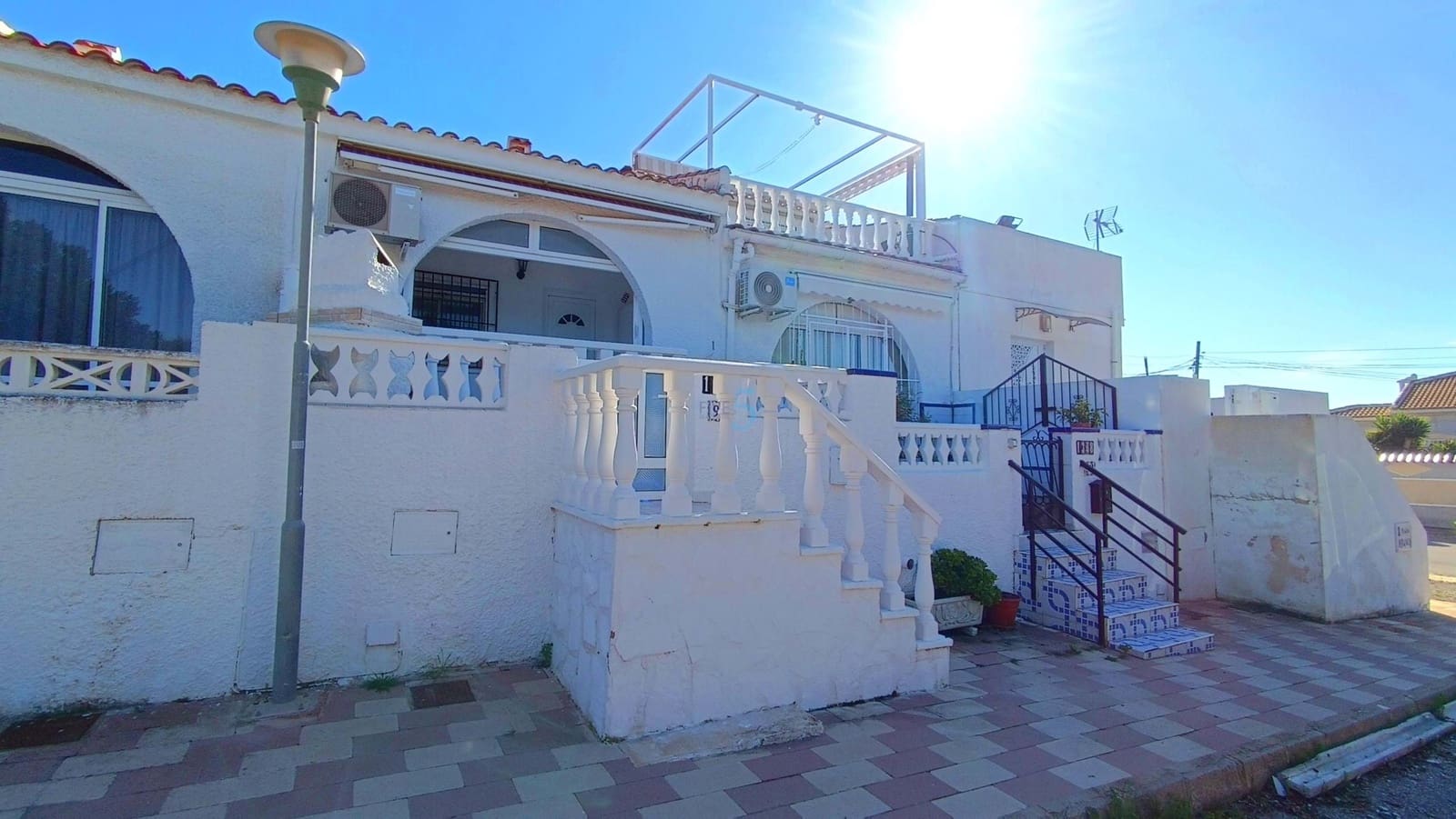1 bedroom Bungalow for sale in Torrevieja - € 79,999 (Ref: 9490097)