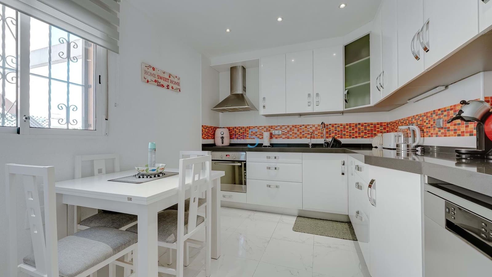 3 slaapkamer Villa te koop in Los Balcones met zwembad garage - € 260.000 (Ref: 9490960)