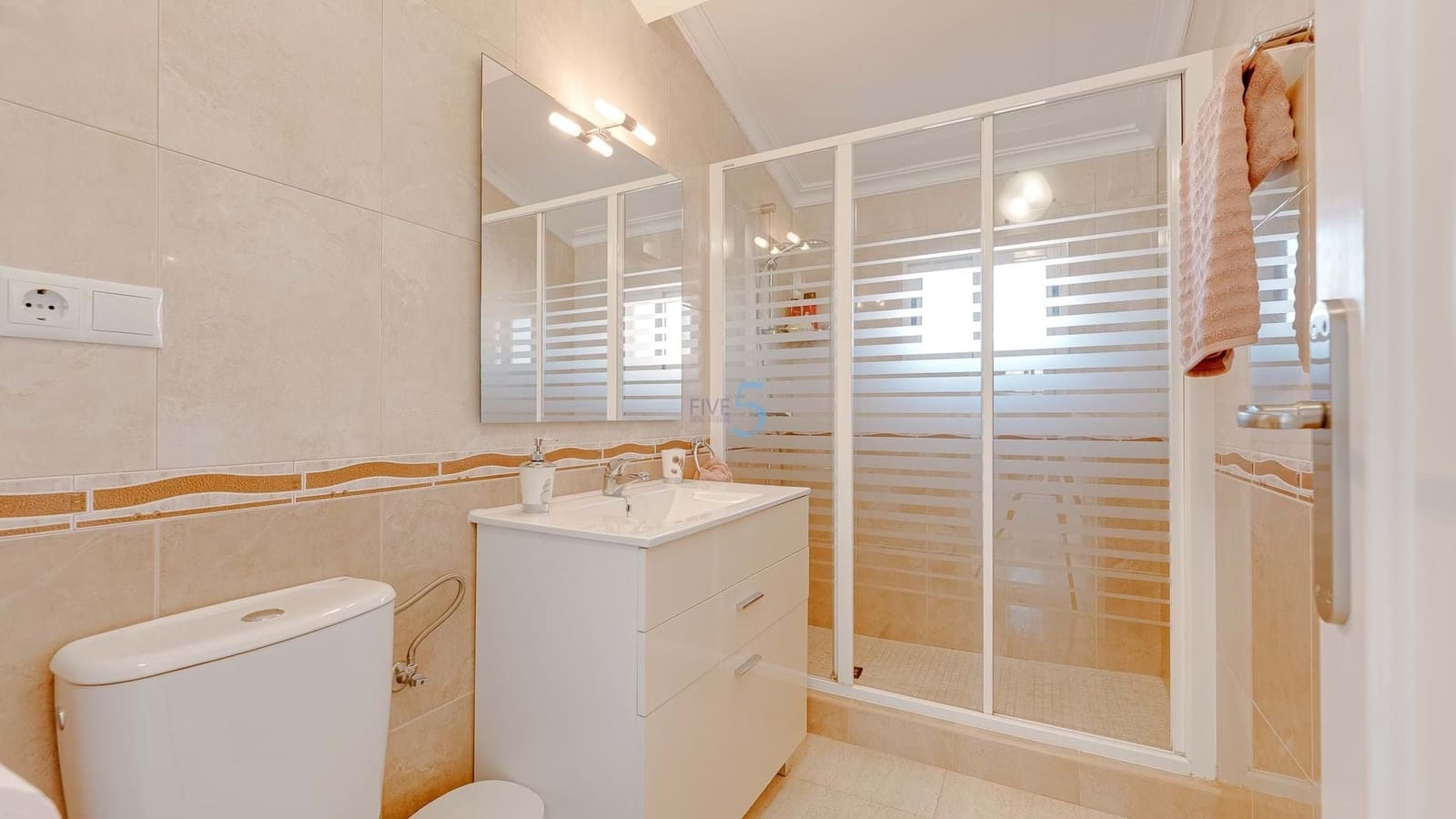 3 slaapkamer Villa te koop in Los Balcones met zwembad garage - € 260.000 (Ref: 9490960)