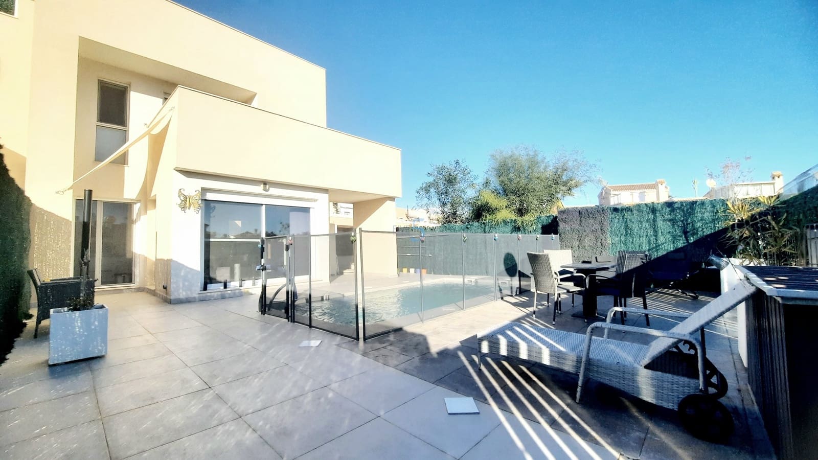 2 bedroom Semi-detached Villa for sale in Los Urrutias with pool - € 365,000 (Ref: 9492714)