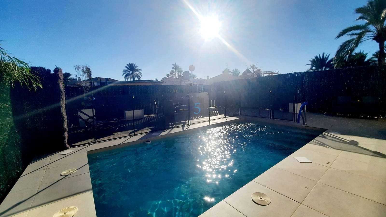 2 bedroom Semi-detached Villa for sale in Los Urrutias with pool - € 365,000 (Ref: 9492714)