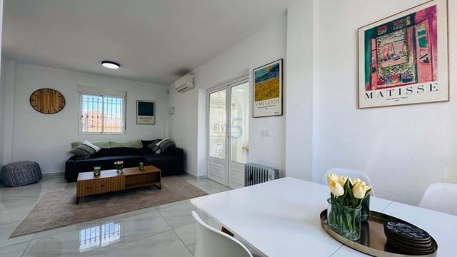 Chalet de 3 habitaciones en Playa Flamenca, Orihuela en venta con piscina garaje - 394.000 € (Ref: 9495591)