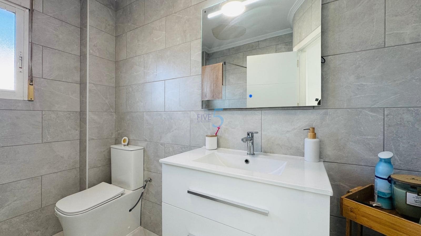 Chalet de 3 habitaciones en Playa Flamenca en venta con piscina garaje - 394.000 € (Ref: 9495591)