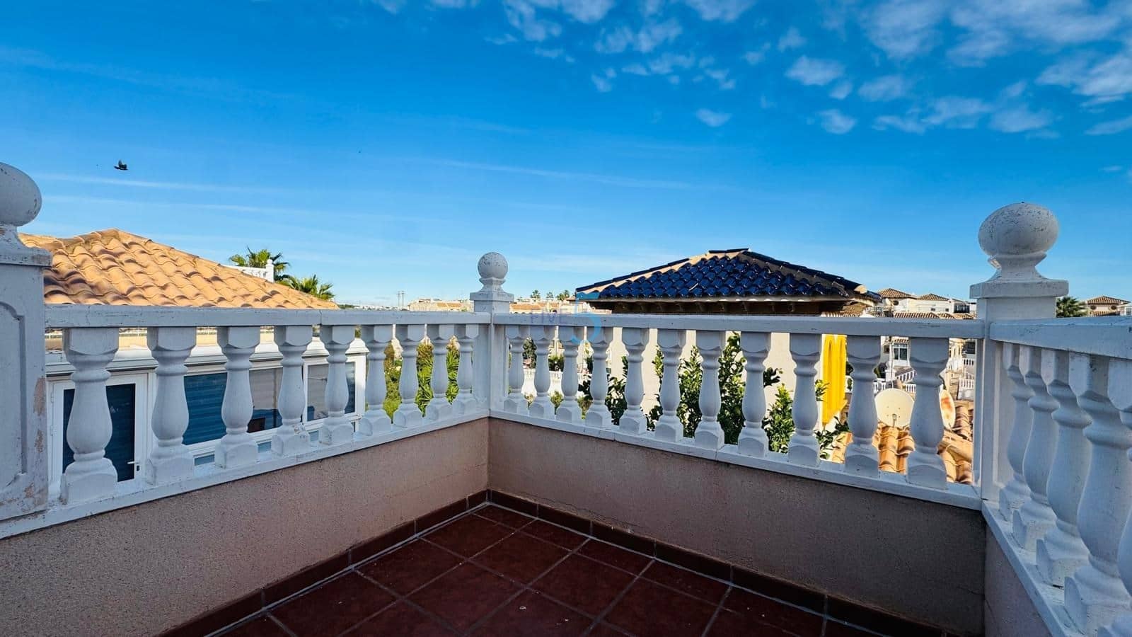 Chalet de 3 habitaciones en Playa Flamenca en venta con piscina garaje - 394.000 € (Ref: 9495591)