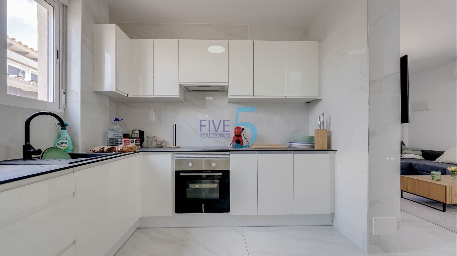 3 bedroom Villa for sale in Playa Flamenca with pool garage - € 370,000 (Ref: 9495591)