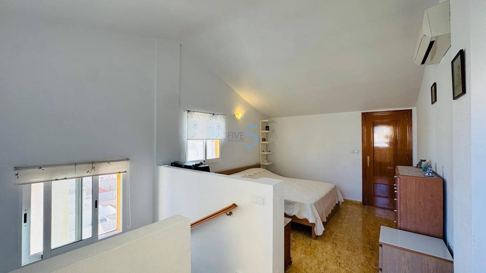 Casa de 3 habitaciones en La Florida en venta - 185.000 € (Ref: 9496499)