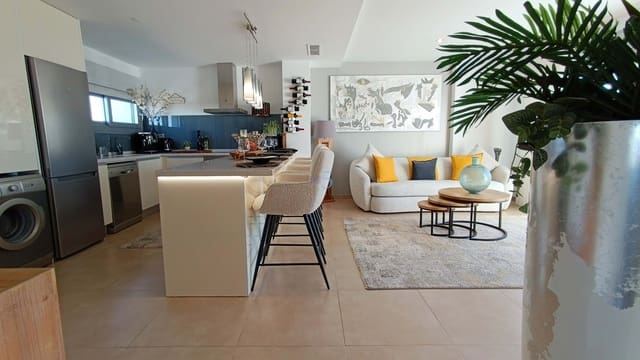 Apartamento de 2 habitaciones en Vistabella, Orihuela en venta con piscina garaje - 295.000 € (Ref: 9497806)