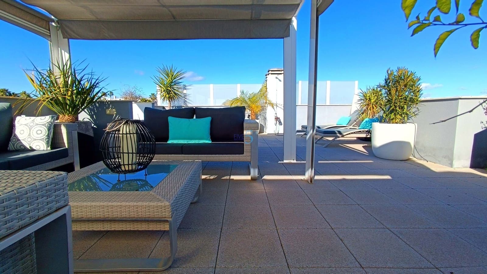 2 bedroom Apartment for sale in Vistabella with pool garage - € 295,000 (Ref: 9497806)
