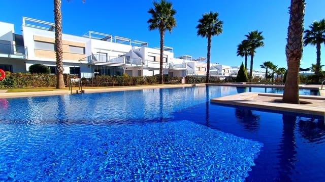 Apartamento de 2 habitaciones en Vistabella, Orihuela en venta con piscina garaje - 295.000 € (Ref: 9497806)