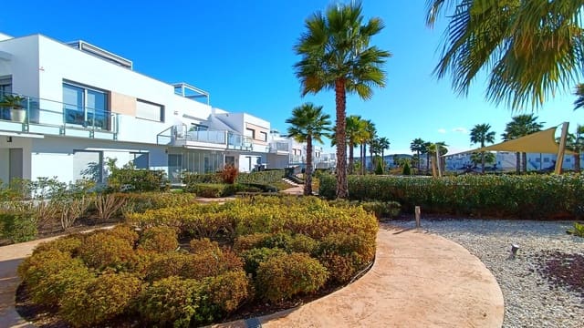 Apartamento de 2 habitaciones en Vistabella, Orihuela en venta con piscina garaje - 295.000 € (Ref: 9497806)