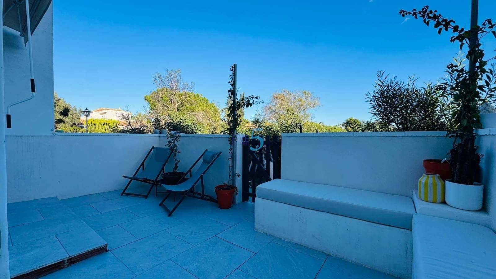 1 bedroom Apartment for sale in Los Balcones with pool - € 143,000 (Ref: 9497807)