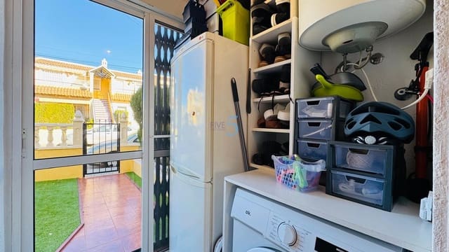 1 soveværelse Lejlighed til salg i Villamartin, Orihuela med swimmingpool - € 119.900 (Ref: 9497939)