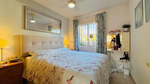 1 soveværelse Lejlighed til salg i Villamartin, Orihuela med swimmingpool - € 119.900 (Ref: 9497939)