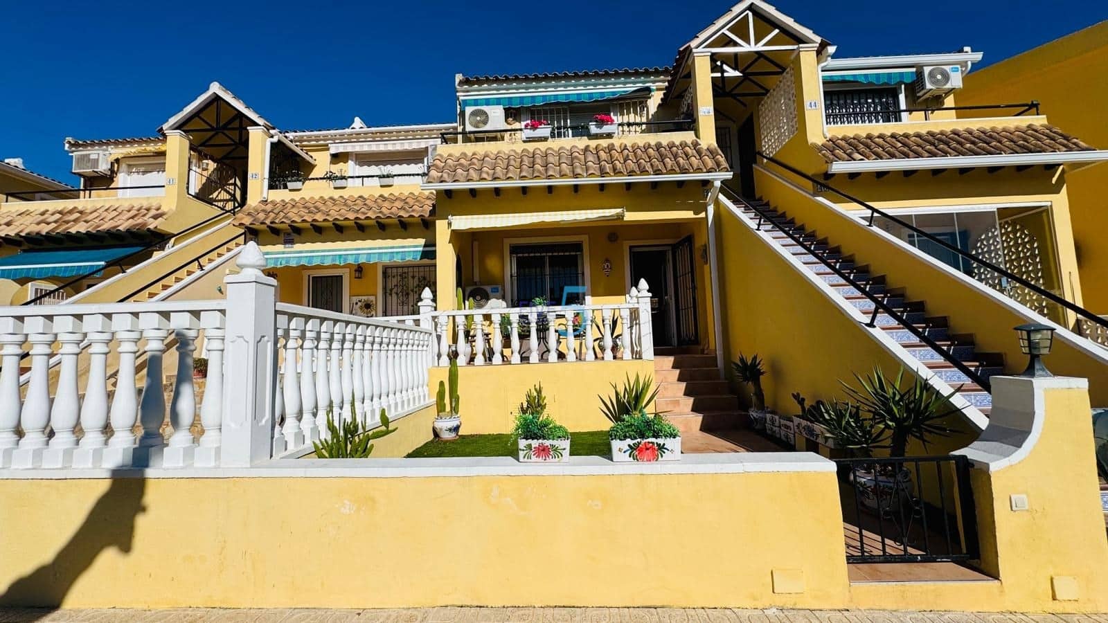 1 soveværelse Lejlighed til salg i Villamartin med swimmingpool - € 119.900 (Ref: 9497939)