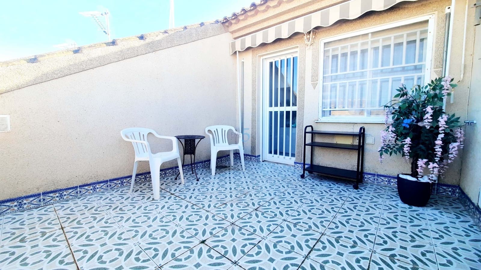 3 bedroom Townhouse for sale in Los Alcazares - € 150,000 (Ref: 9497940)