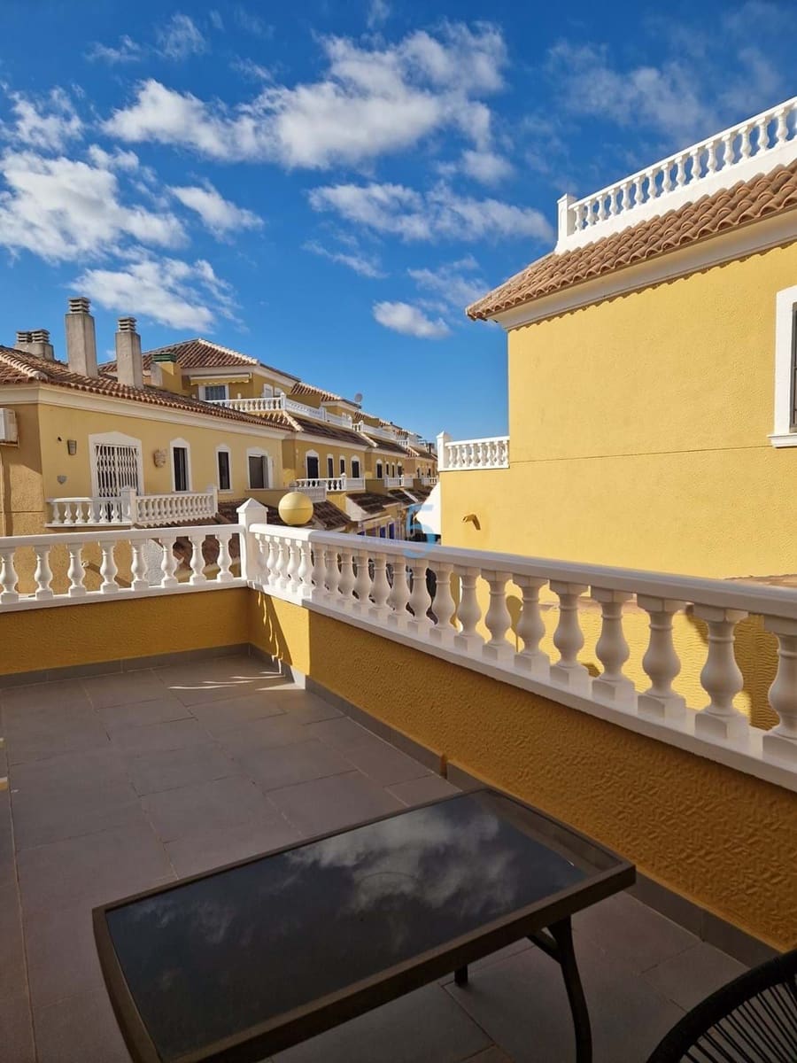 3 chambre Villa/Maison à vendre à Playa Flamenca avec piscine garage - 289 000 € (Ref: 9500497)