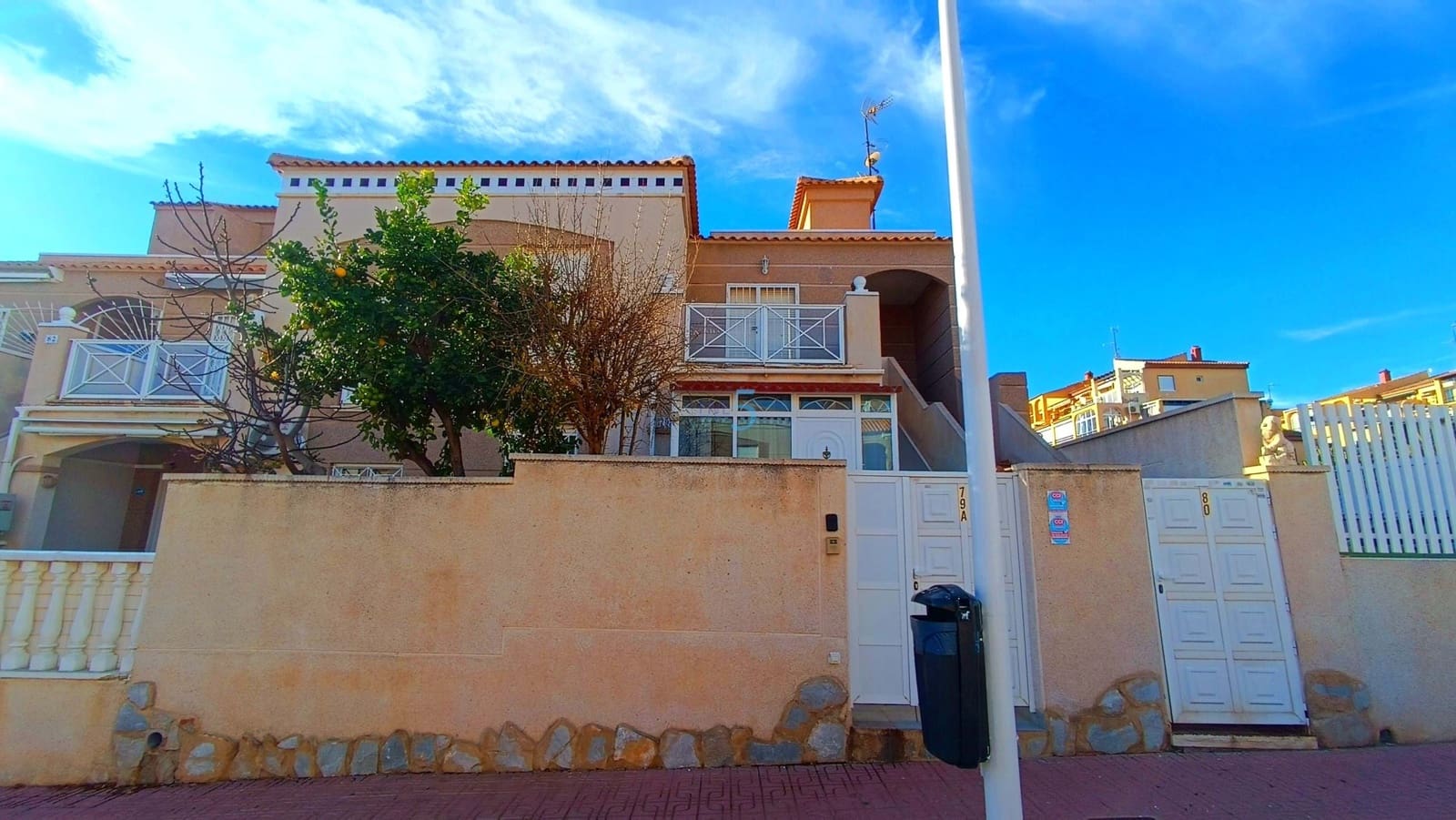 2 sovrum Lägenhet till salu i Torrevieja med pool garage - 196 000 € (Ref: 9500657)