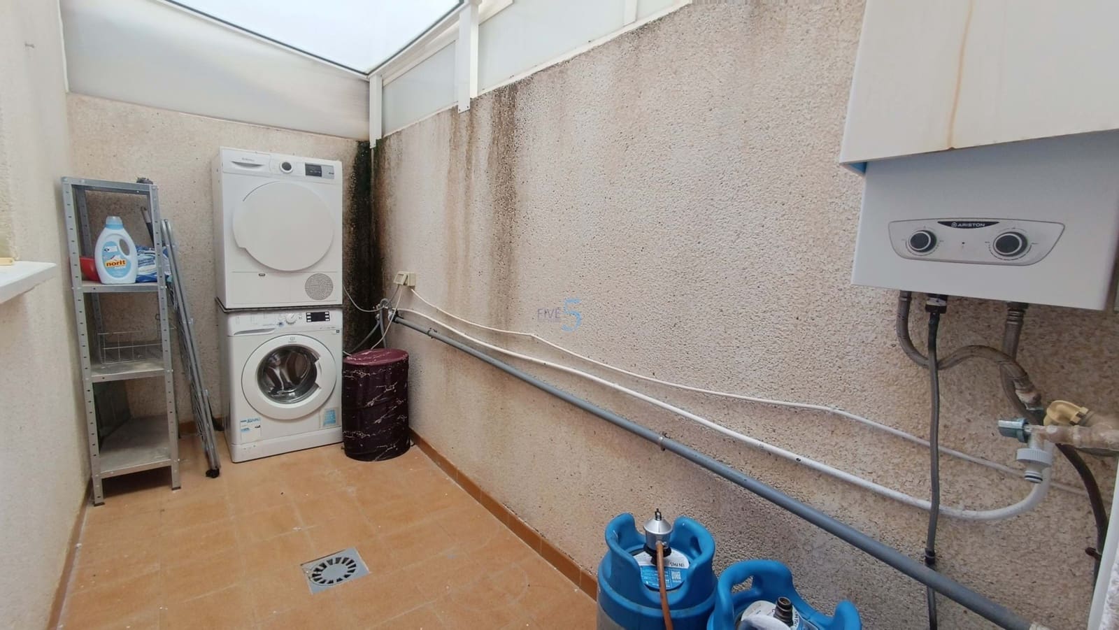 2 sovrum Lägenhet till salu i Torrevieja med pool garage - 196 000 € (Ref: 9500657)