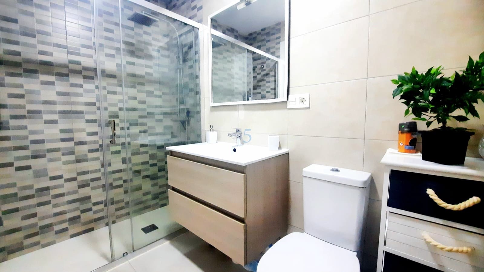 2 bedroom Apartment for sale in Torre de la Horadada with pool garage - € 265,000 (Ref: 9500955)