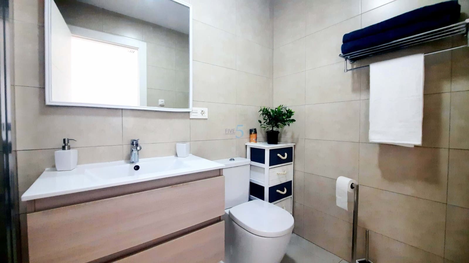 2 bedroom Apartment for sale in Torre de la Horadada with pool garage - € 265,000 (Ref: 9500955)