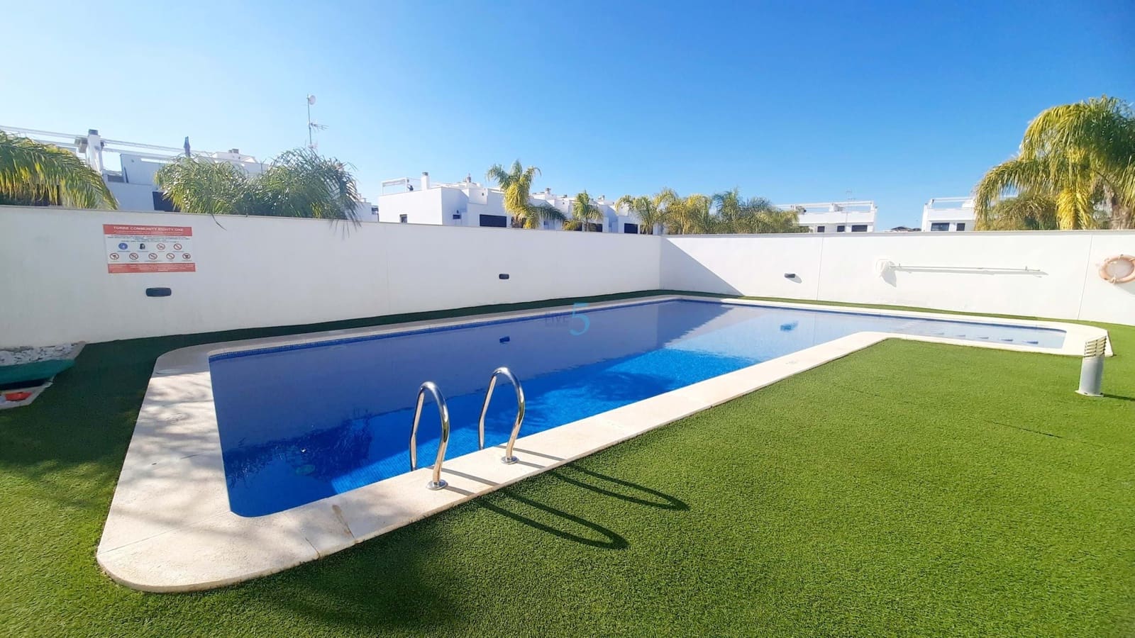 2 bedroom Apartment for sale in Torre de la Horadada with pool garage - € 265,000 (Ref: 9500955)