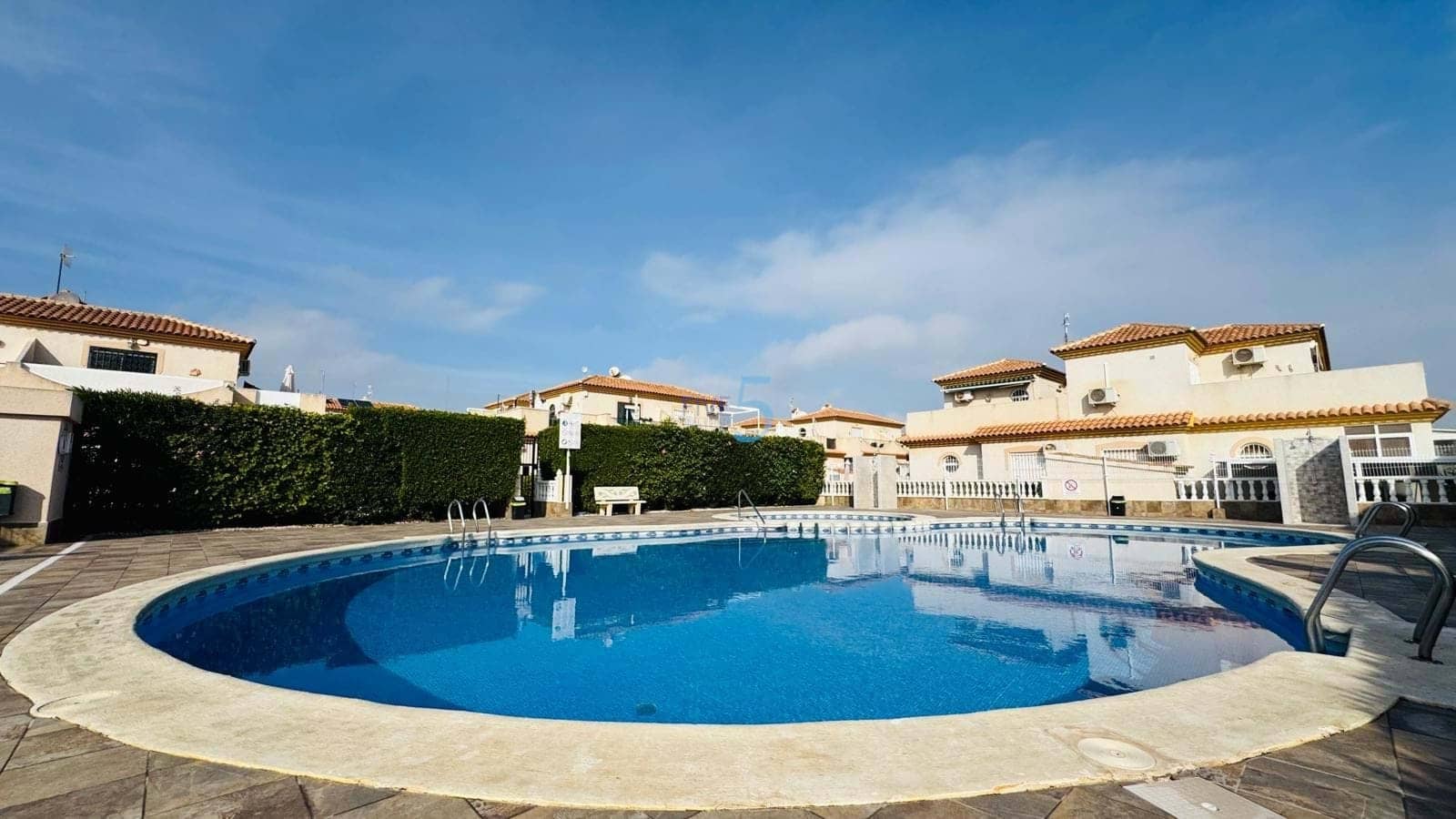 2 chambre Maison de Ville à vendre à Playa Flamenca avec piscine garage - 189 000 € (Ref: 9503530)