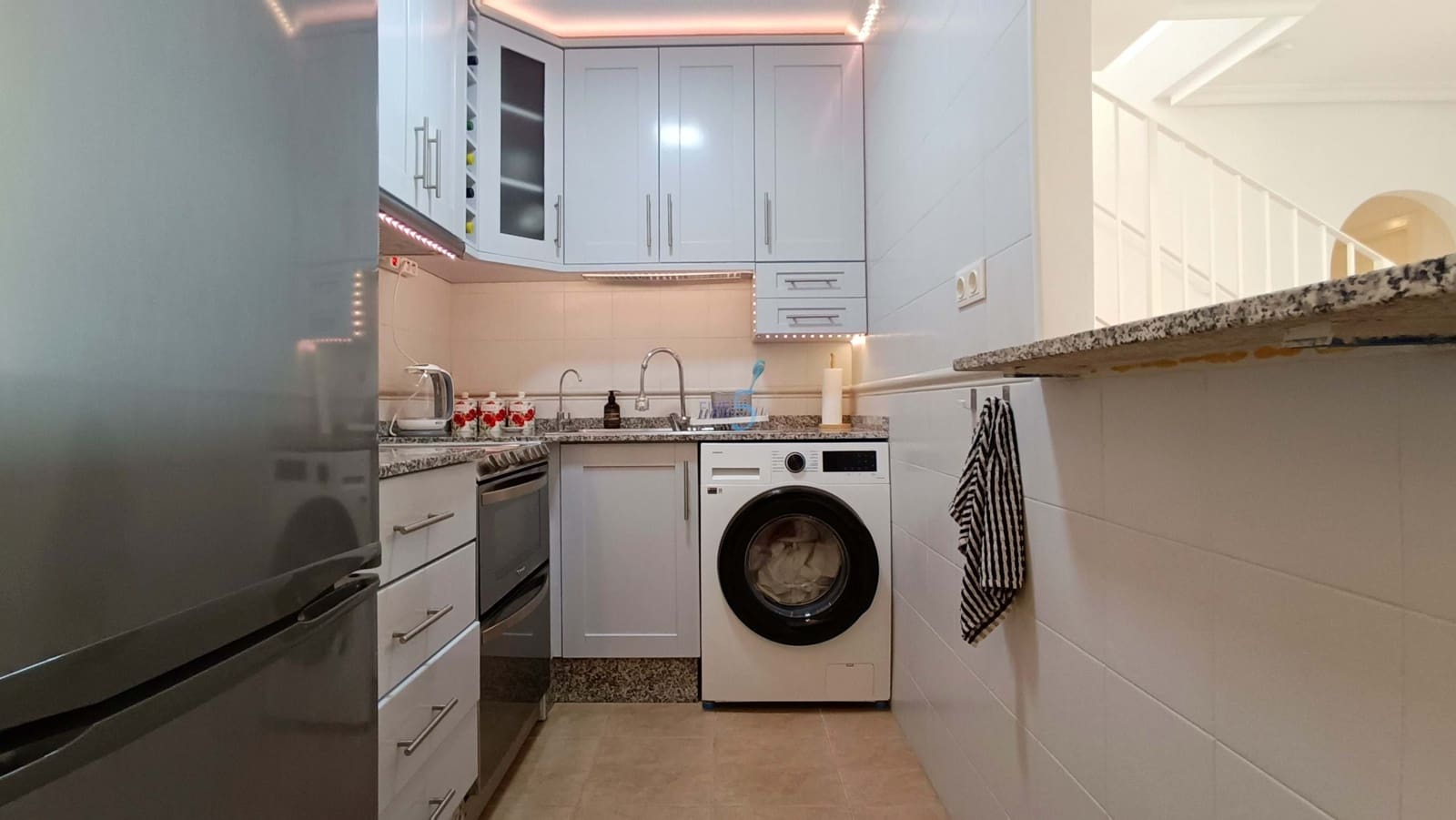 3 chambre Appartement à vendre à Jacarilla avec piscine garage - 135 000 € (Ref: 9503688)