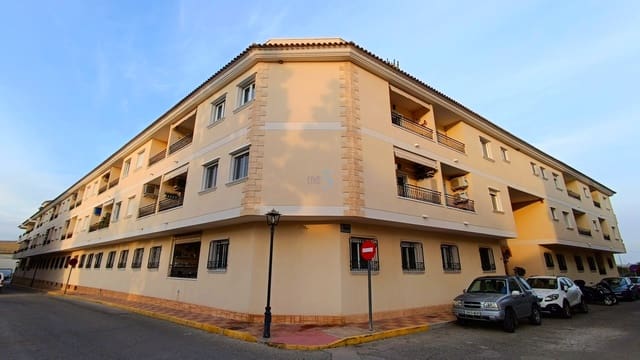 3 chambre Appartement à vendre à Jacarilla avec piscine garage - 135 000 € (Ref: 9503688)