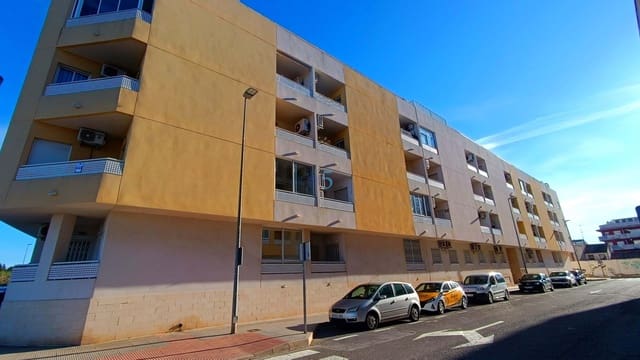 2 makuuhuone Huoneisto myytävänä paikassa Almoradí mukana uima-altaan - 95 000 € (Ref: 9504699)