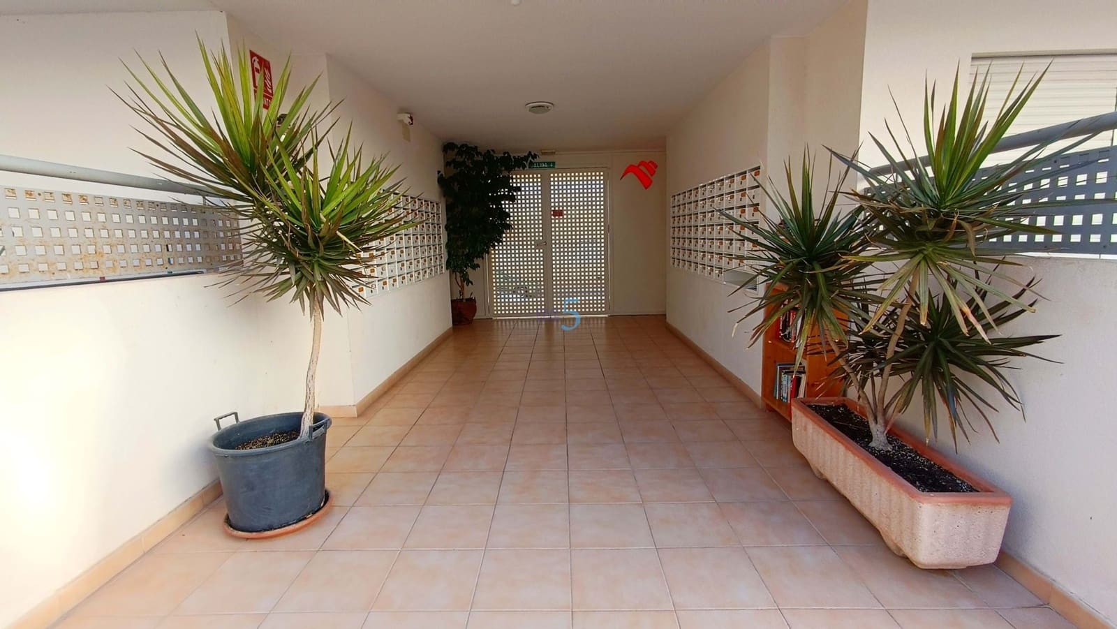 2 makuuhuone Huoneisto myytävänä paikassa Almoradi mukana uima-altaan - 95 000 € (Ref: 9504699)