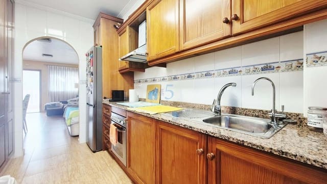 2 makuuhuone Huoneisto myytävänä paikassa San Pedro del Pinatar mukana uima-altaan 
autotalli - 135 000 € (Ref: 9508053)