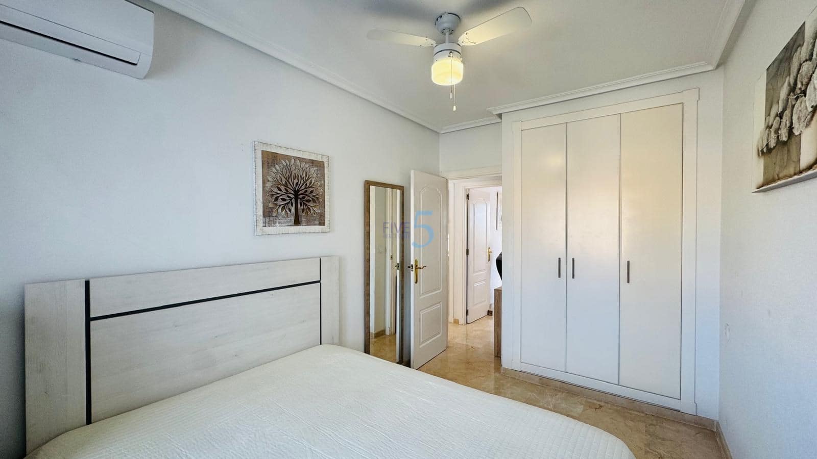 2 quarto Casa em Banda para venda em Villamartin com piscina - 224 900 € (Ref: 9508054)