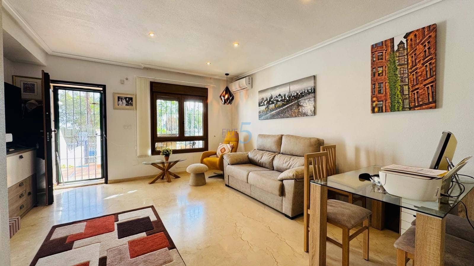 2 quarto Casa em Banda para venda em Villamartin com piscina - 224 900 € (Ref: 9508054)