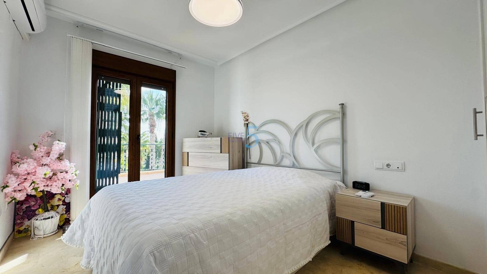 2 quarto Casa em Banda para venda em Villamartin com piscina - 224 900 € (Ref: 9508054)