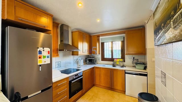 2 quarto Casa em Banda para venda em Villamartin, Orihuela com piscina - 224 900 € (Ref: 9508054)