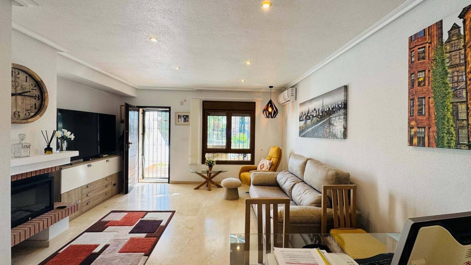 2 quarto Casa em Banda para venda em Villamartin com piscina - 224 900 € (Ref: 9508054)