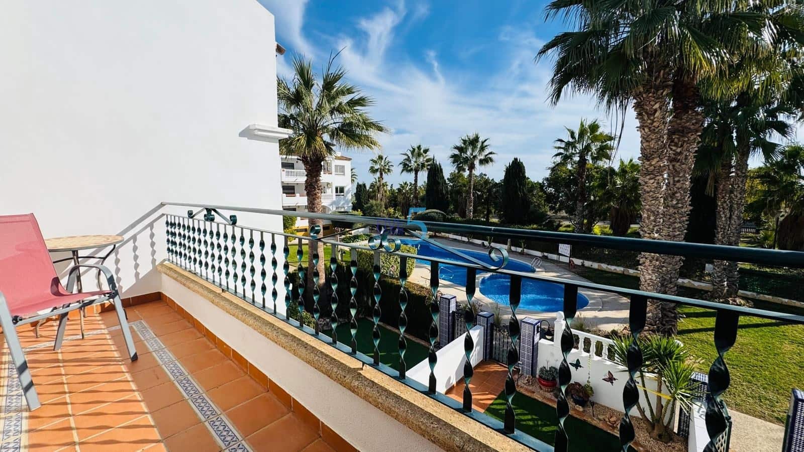 2 quarto Casa em Banda para venda em Villamartin com piscina - 224 900 € (Ref: 9508054)