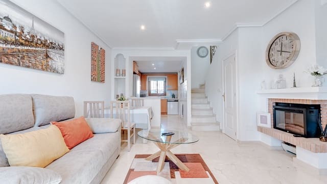 2 makuuhuone Omakotitalo myytävänä paikassa Villamartin, Orihuela mukana uima-altaan - 224 900 € (Ref: 9508054)