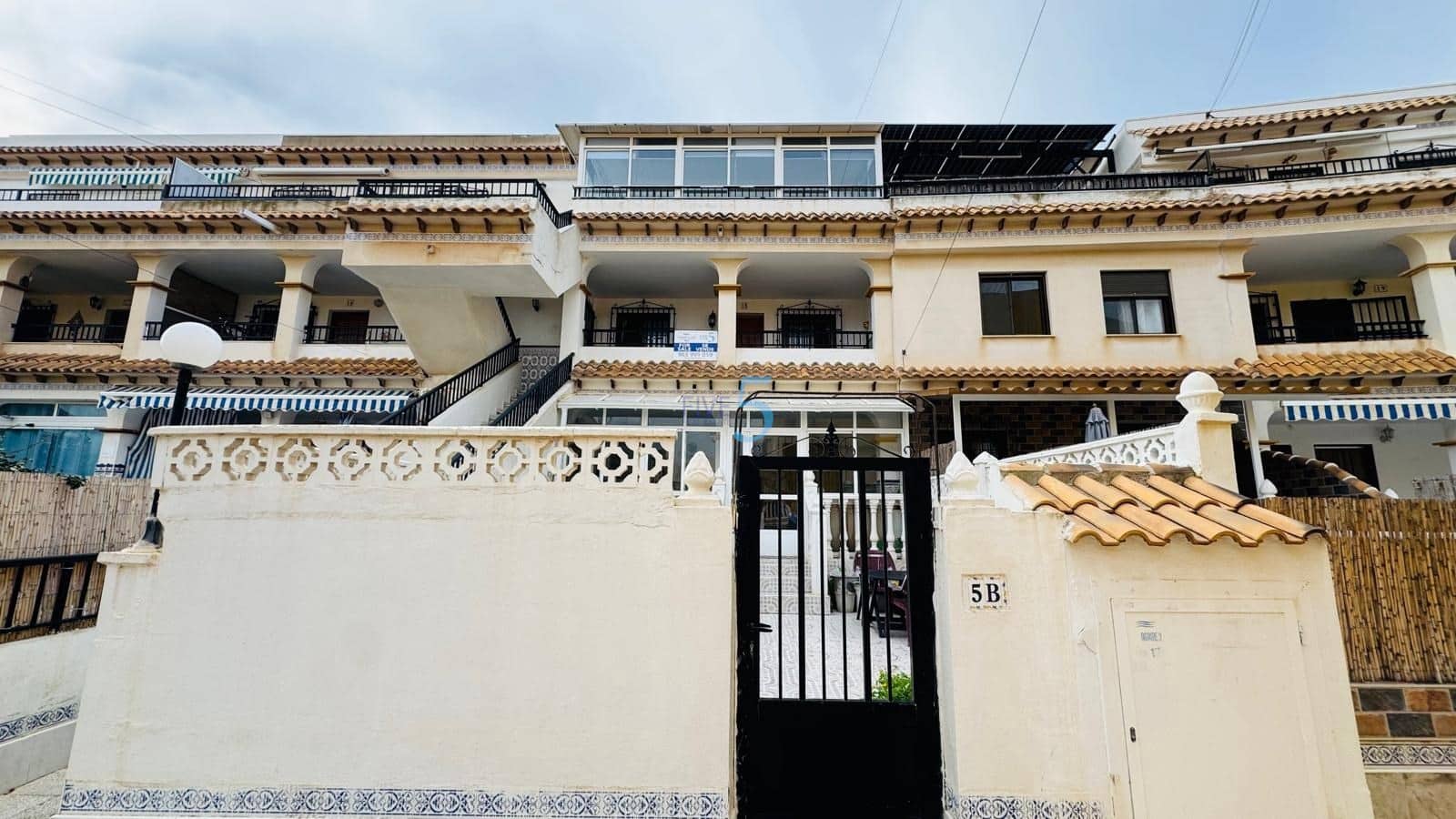 2 sovrum Lägenhet till salu i Torrevieja - 134 900 € (Ref: 9508055)