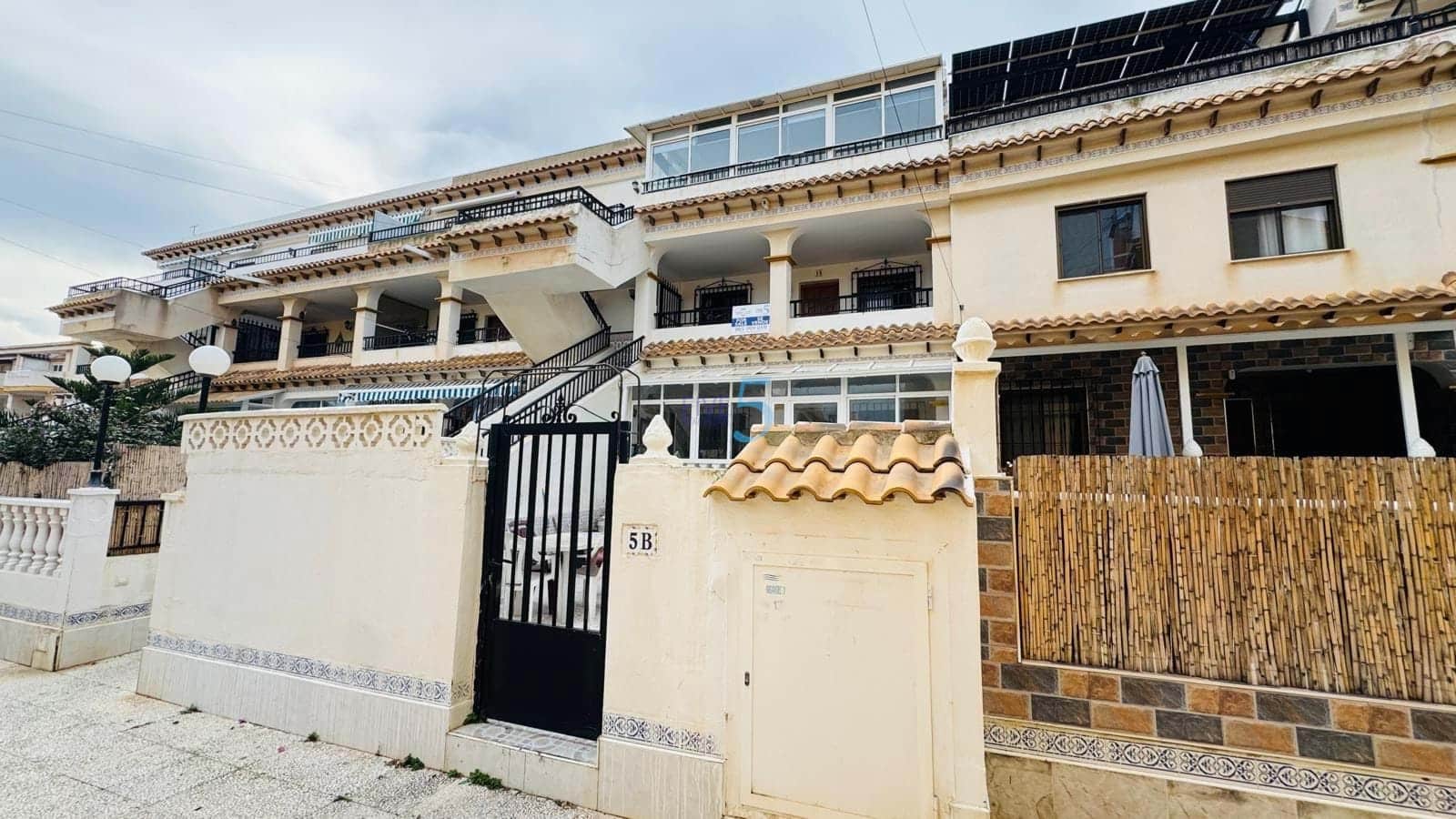 2 sovrum Lägenhet till salu i Torrevieja - 134 900 € (Ref: 9508055)